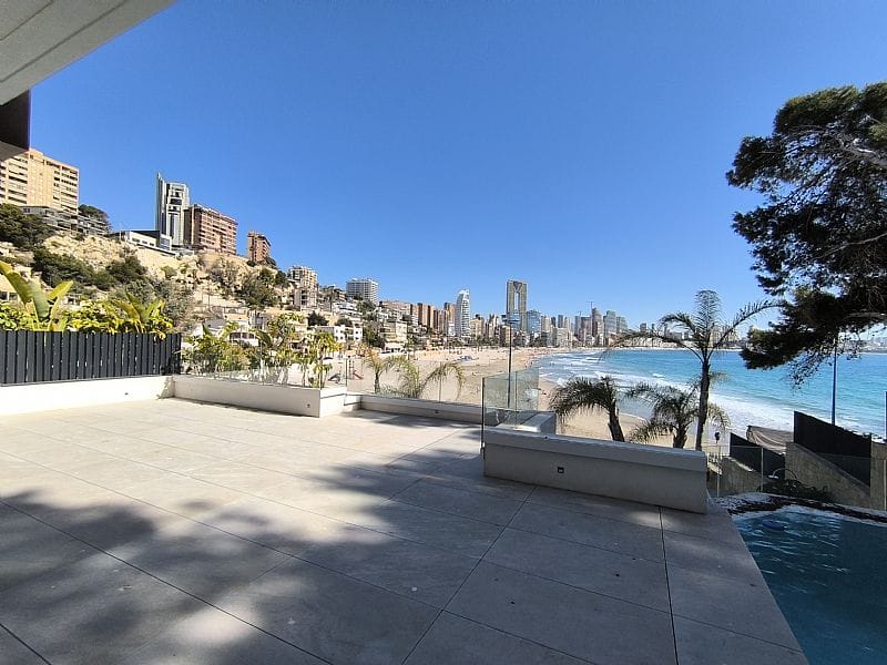 ÚLTIMO Chalet de lujo en venta en Benidorm con 4 habitaciones y piscina privada