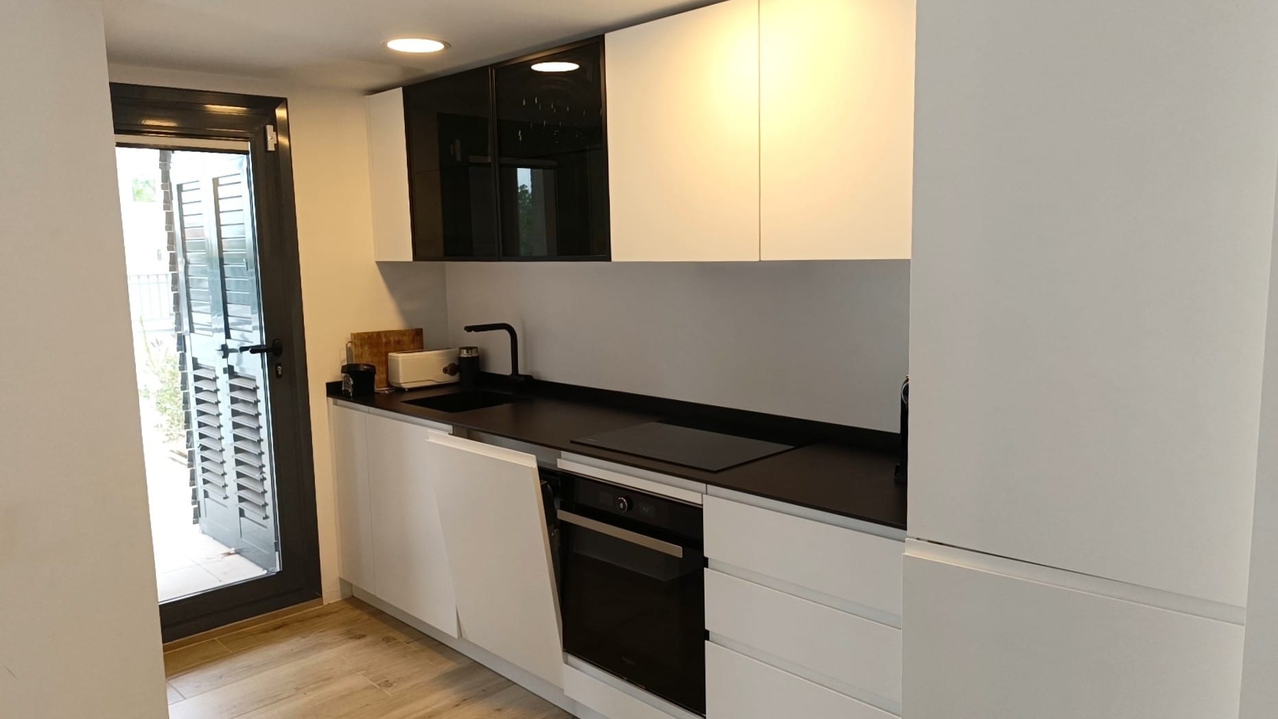 Apartamento de 2 dormitorios reformado con piscina en Manzanera–Tosal, Calpe