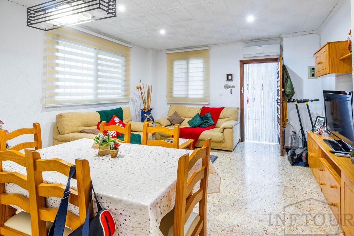 Apartamento in Sale in Les Deveses, Dénia, Alicante