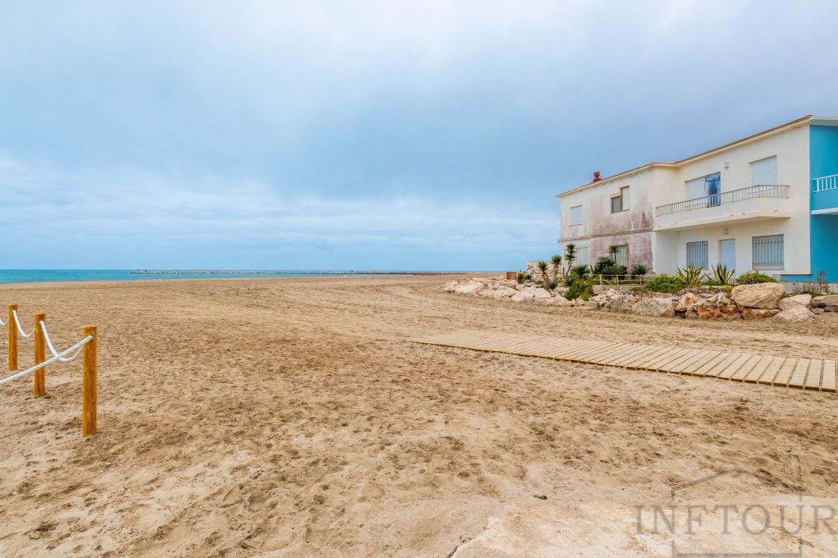 Apartamento in Sale in Les Deveses, Dénia, Alicante