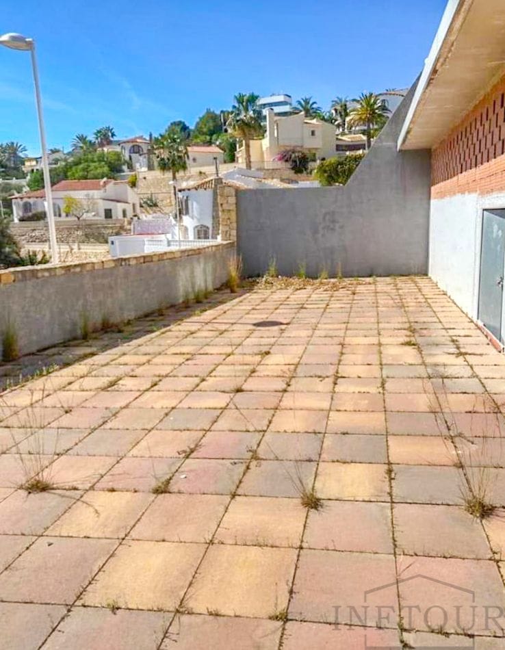 Local comercial en La Manzanera - Calpe