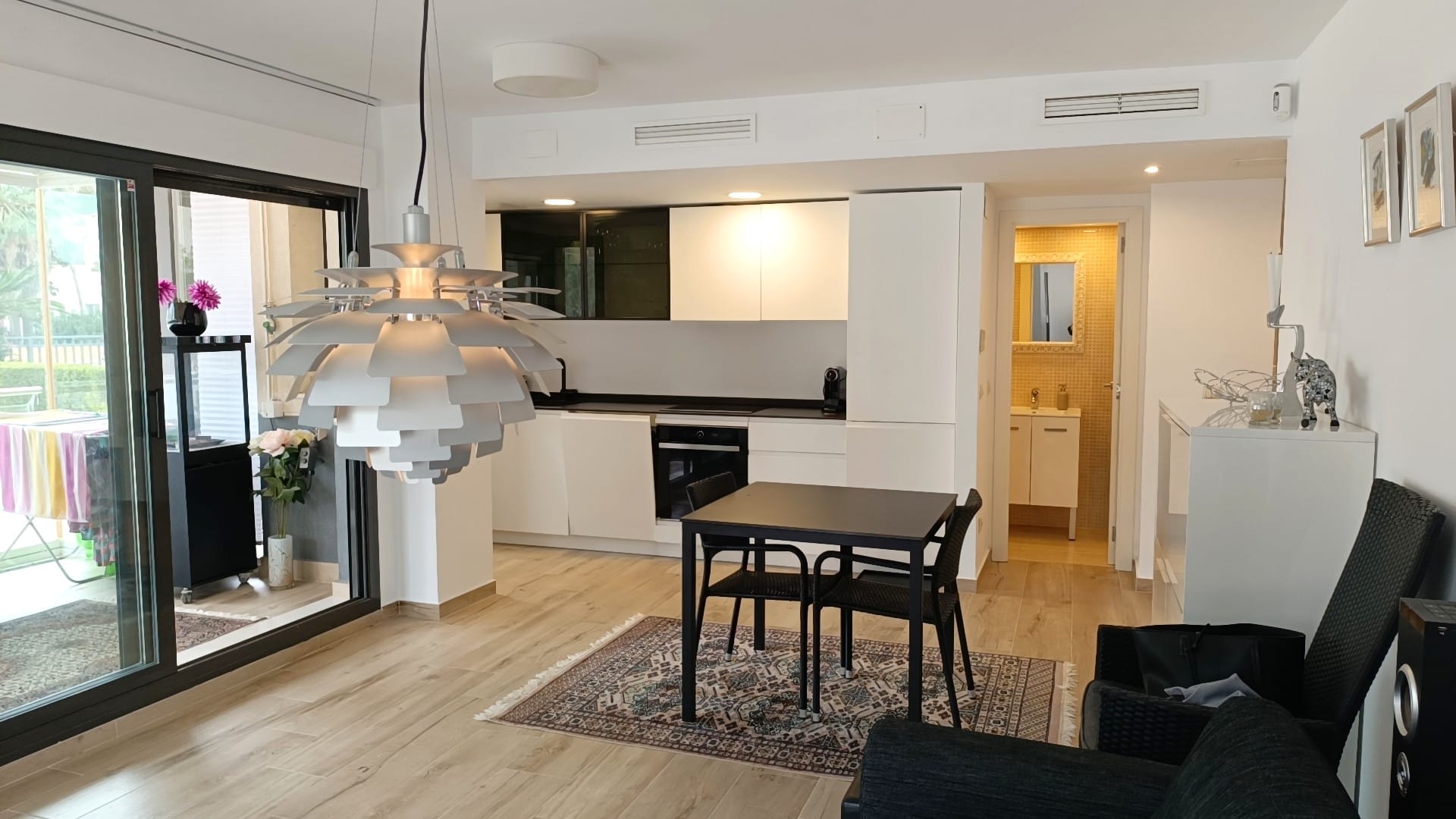 Apartamento de 2 dormitorios reformado con piscina en Manzanera–Tosal, Calpe