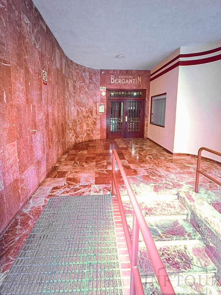 Apartamento en venta en Calpe con 3 dormitorios