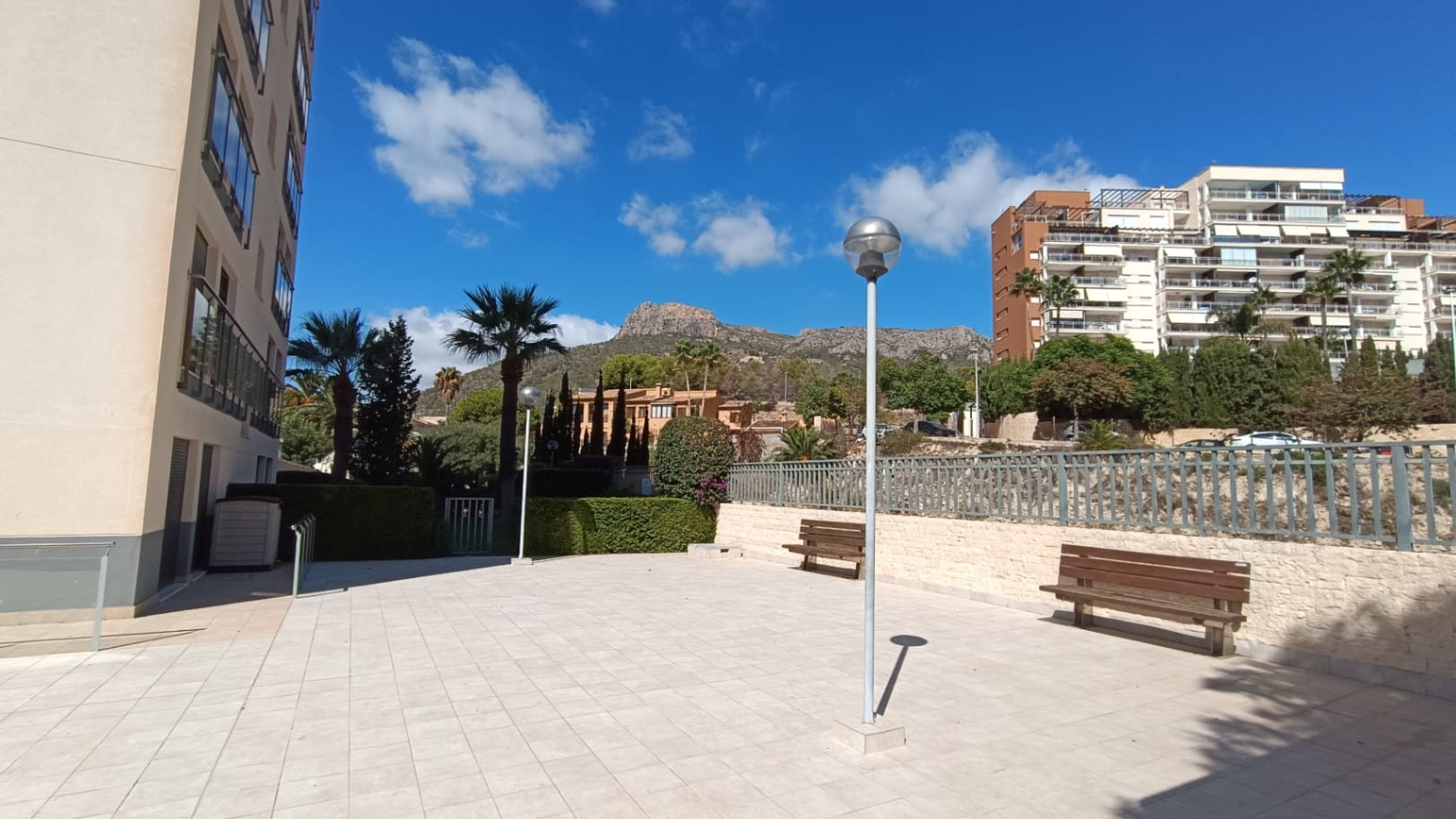 Apartamento de 2 dormitorios reformado con piscina en Manzanera–Tosal, Calpe