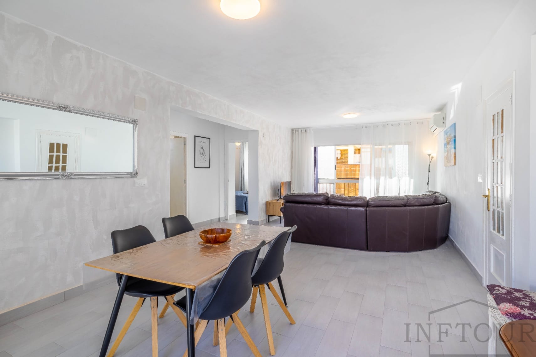 Apartamento de 2 dormitorios con piscina, cetro Calpe. Alquiler de temporada