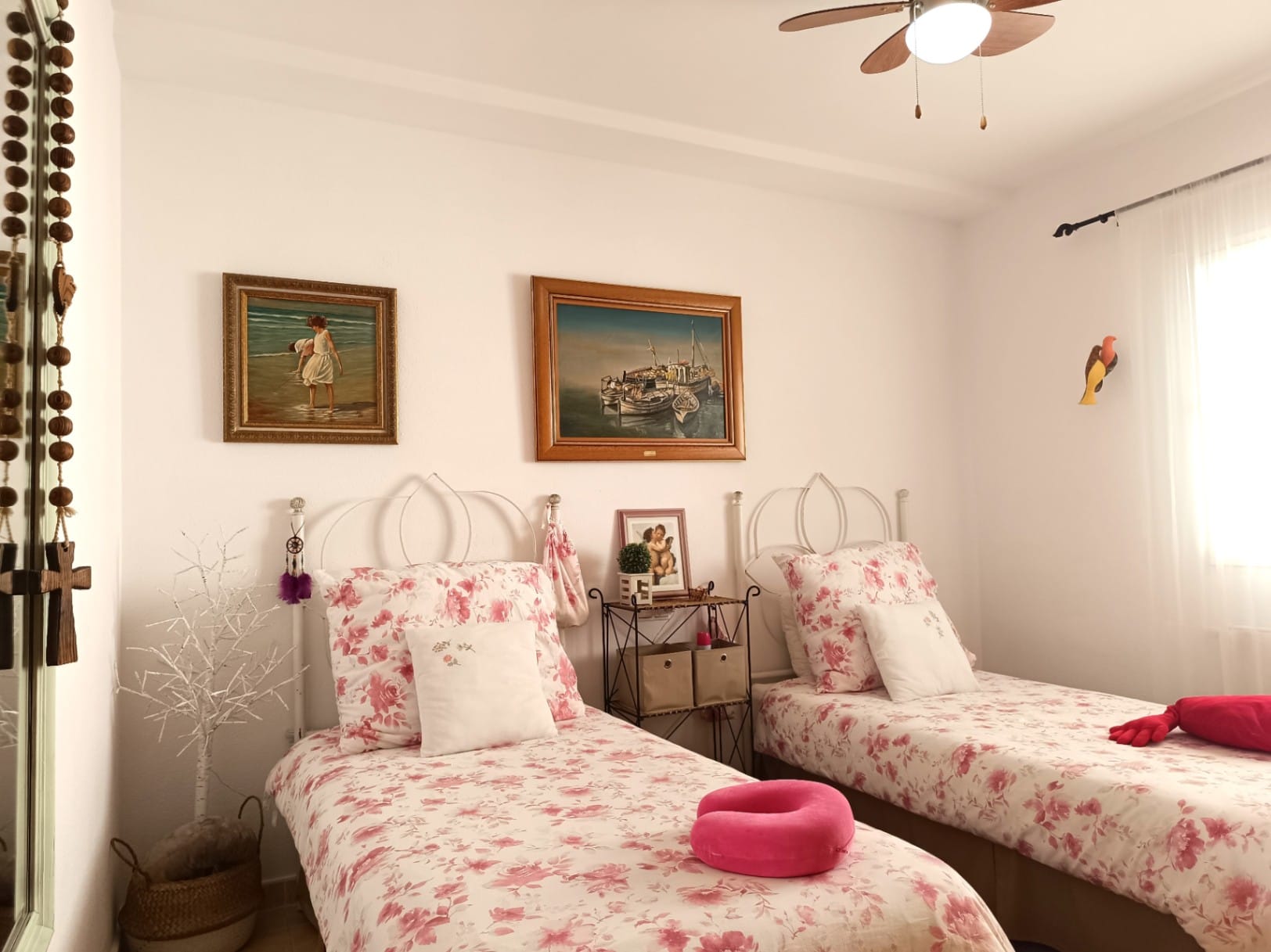 Amplio apartamento de 2 dormitorios y piscina en centro de Calpe