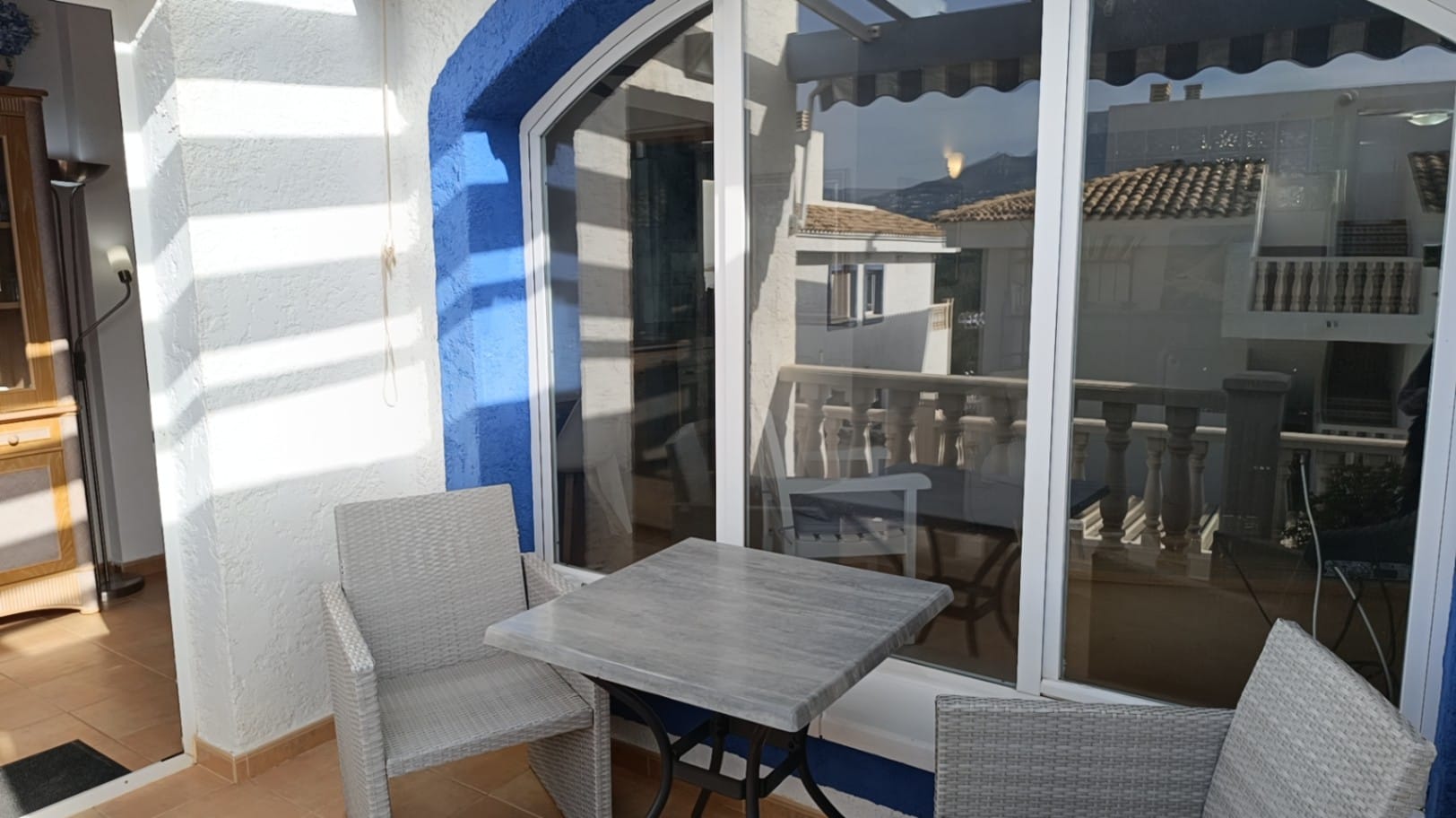 Piso con 2 dormitorios con gran terraza, piscina y parking en zona Casanova de Calpe