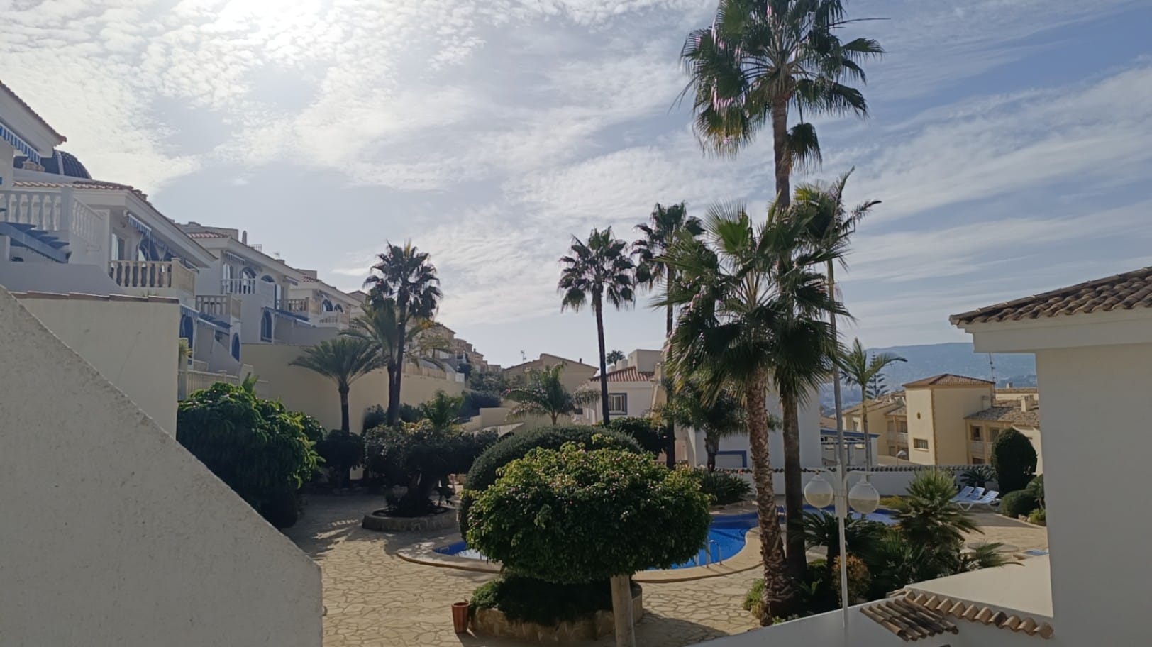 Piso con 2 dormitorios con gran terraza, piscina y parking en zona Casanova de Calpe