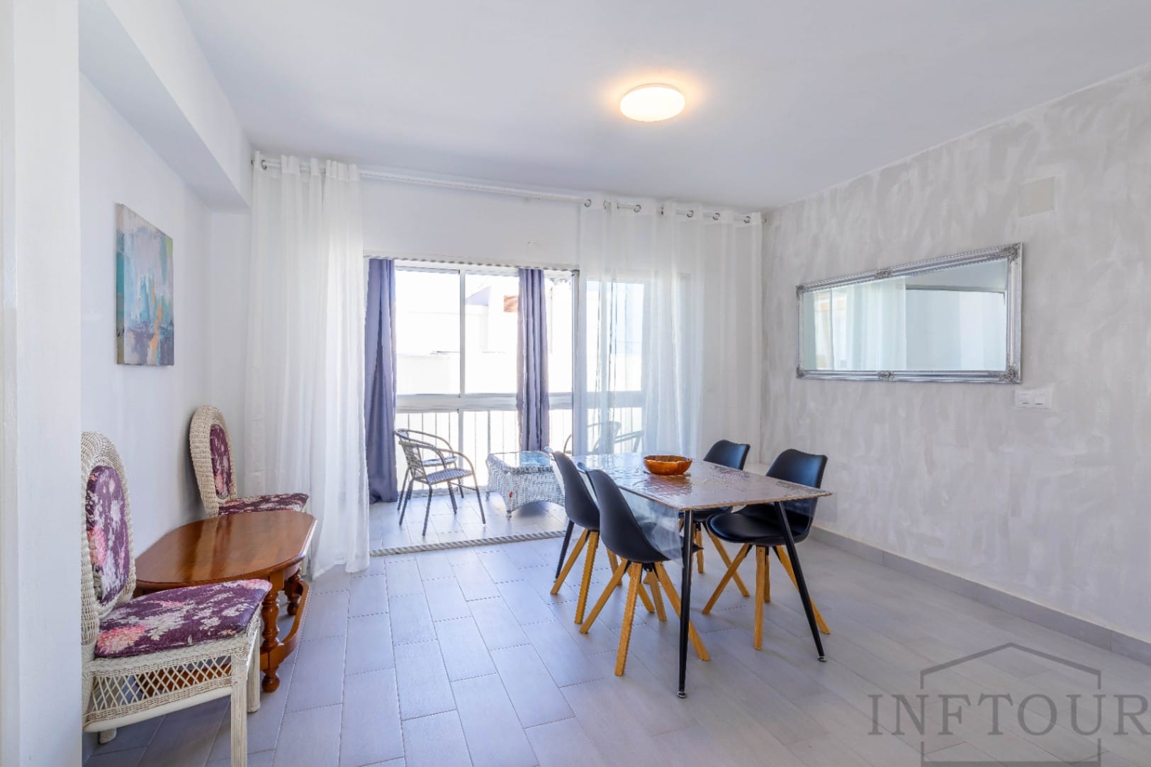 Apartamento de 2 dormitorios con piscina, cetro Calpe. Alquiler de temporada