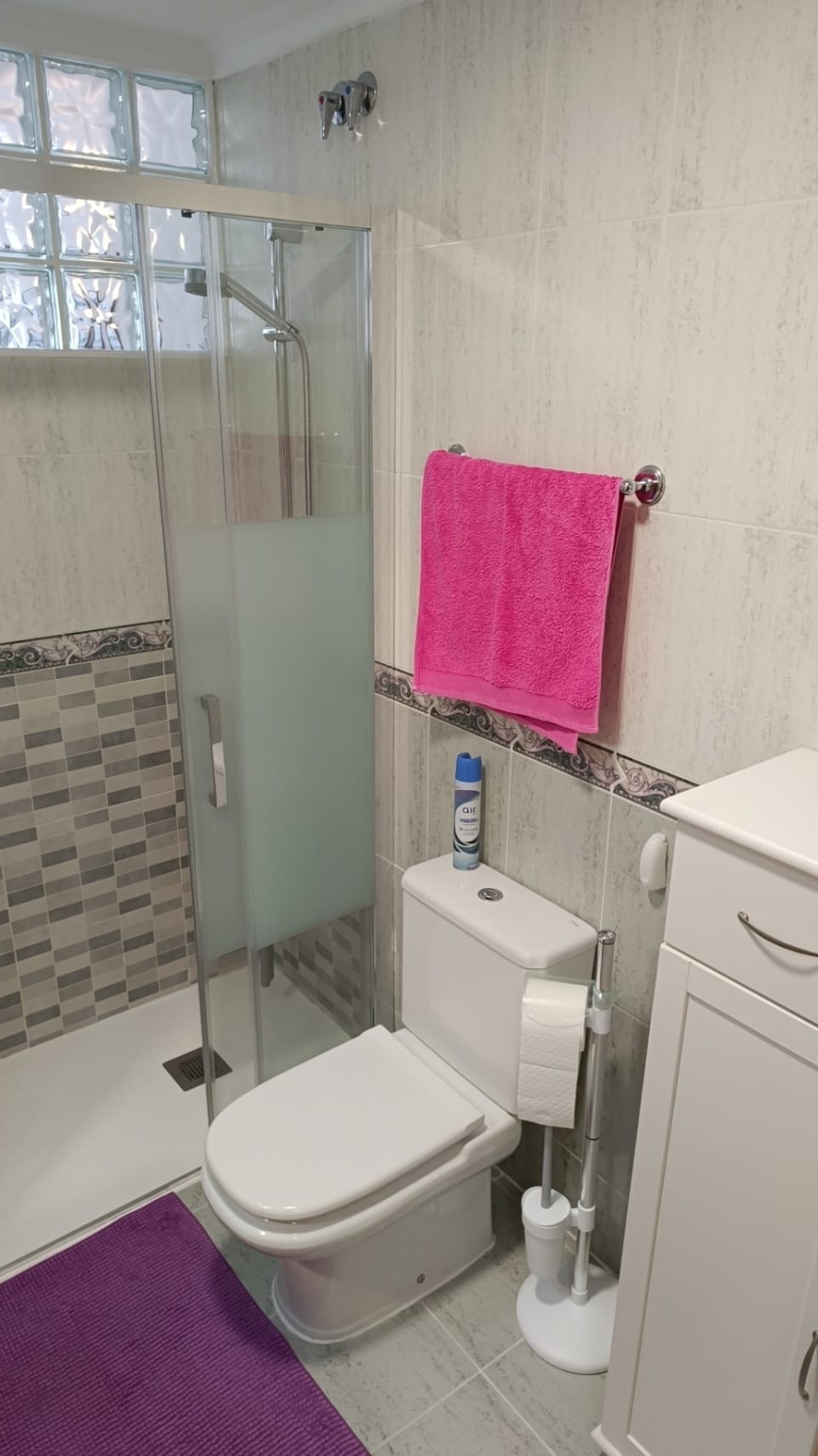 Piso con 2 dormitorios con gran terraza, piscina y parking en zona Casanova de Calpe