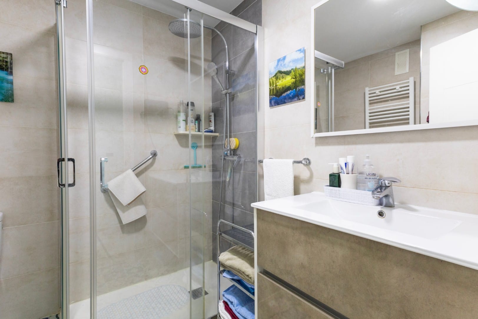 Apartamento reformado de 2 dormitorios con vistas al mar en Calpe