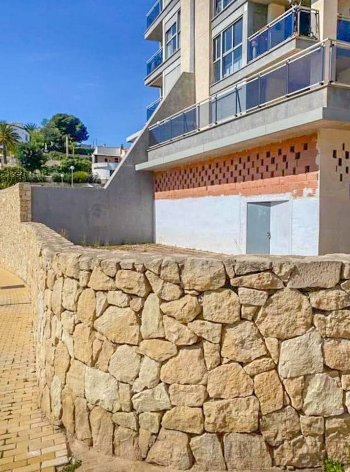 Local comercial en La Manzanera - Calpe
