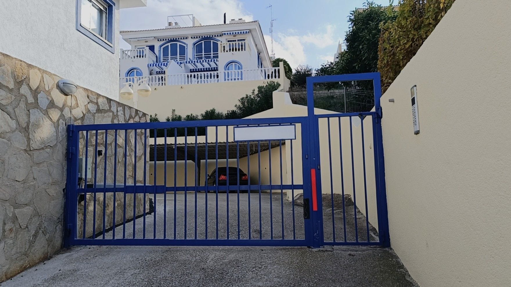 Apartamento de 2 dormitorios con terraza, parking y piscina en Calpe