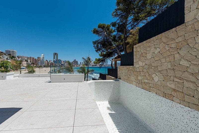 ÚLTIMO Chalet de lujo en venta en Benidorm con 4 habitaciones y piscina privada