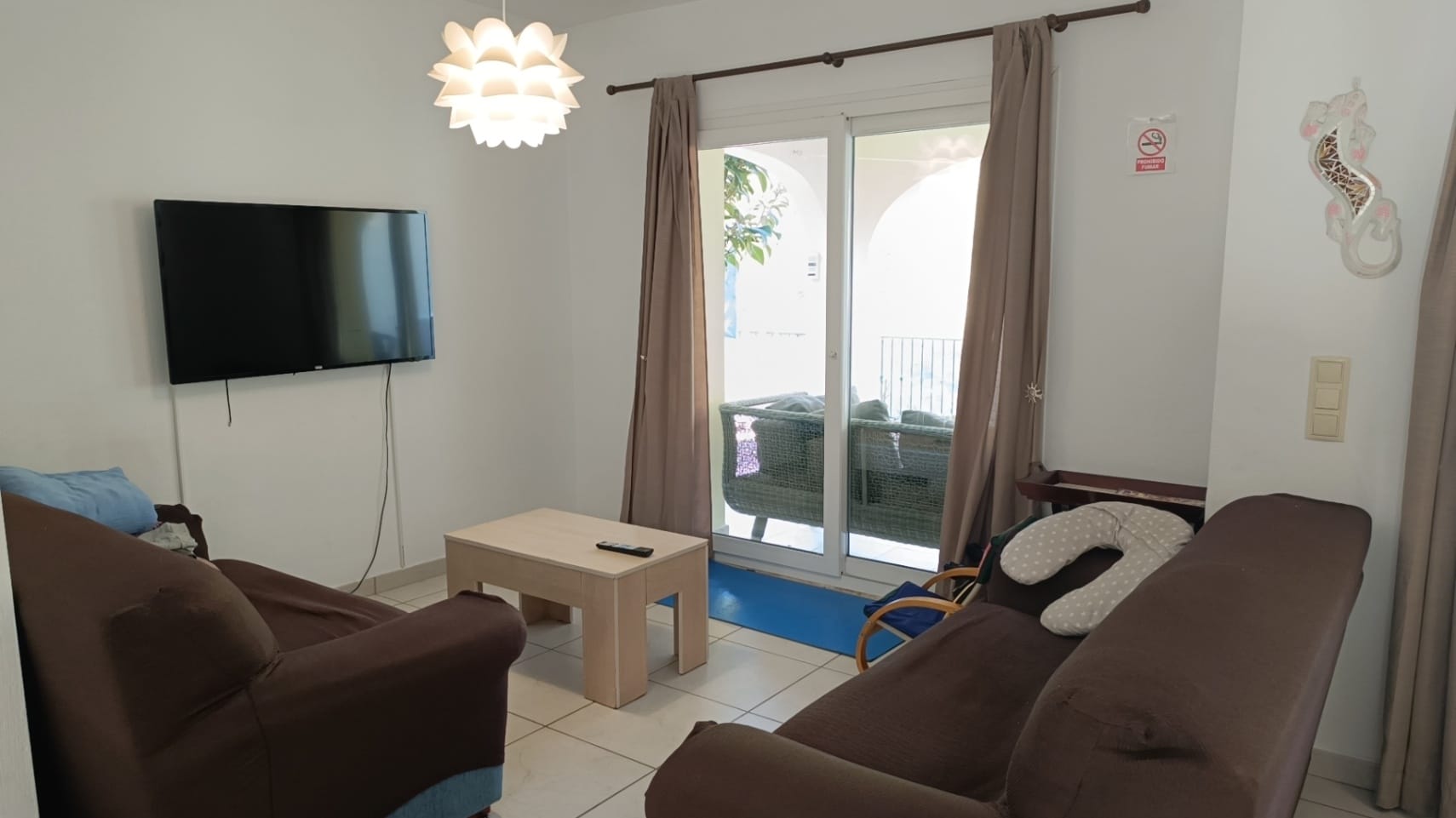 Adosado de 3 dormitorios con jardín, parking y piscina en Calpe