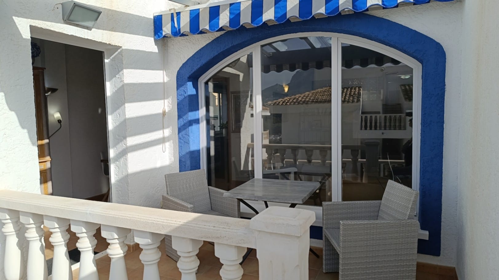 Piso con 2 dormitorios con gran terraza, piscina y parking en zona Casanova de Calpe