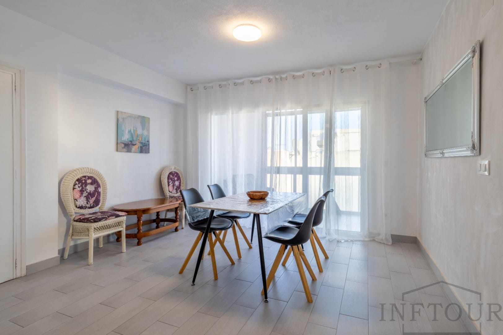 Apartamento de 2 dormitorios con piscina, cetro Calpe. Alquiler de temporada