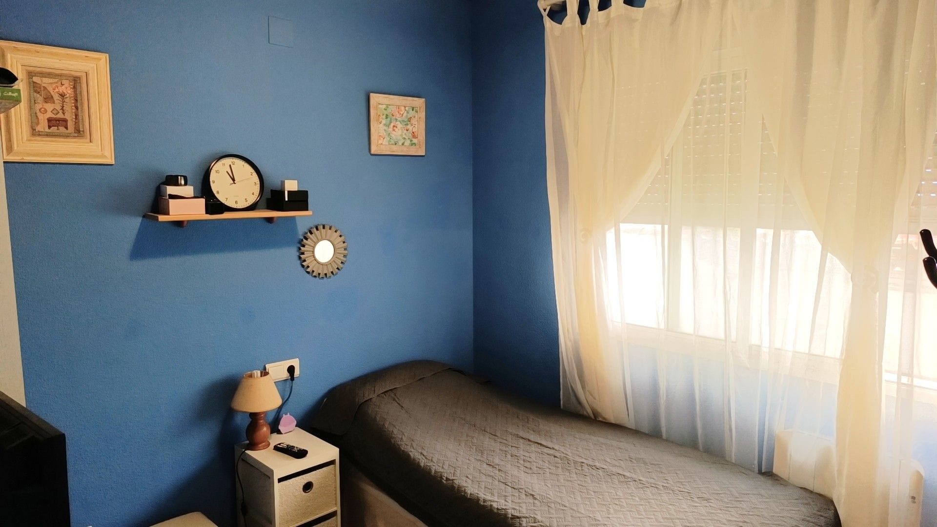 Apartamento de 2 dormitorios con terraza, parking y piscina en Calpe
