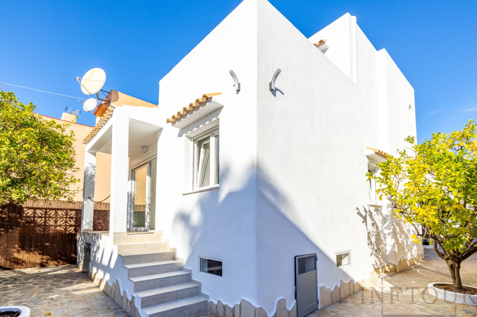 3956 - Bungalow independiente y totalmente reformado en Calpe