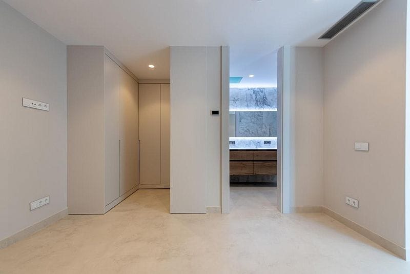 ÚLTIMO Chalet de lujo en venta en Benidorm con 4 habitaciones y piscina privada