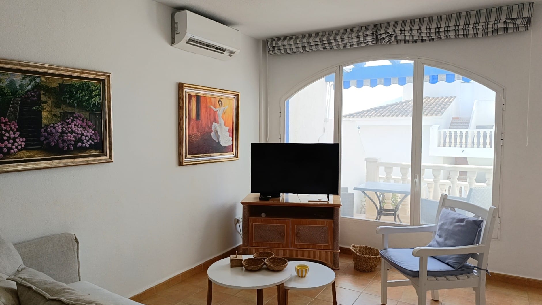 Piso con 2 dormitorios con gran terraza, piscina y parking en zona Casanova de Calpe