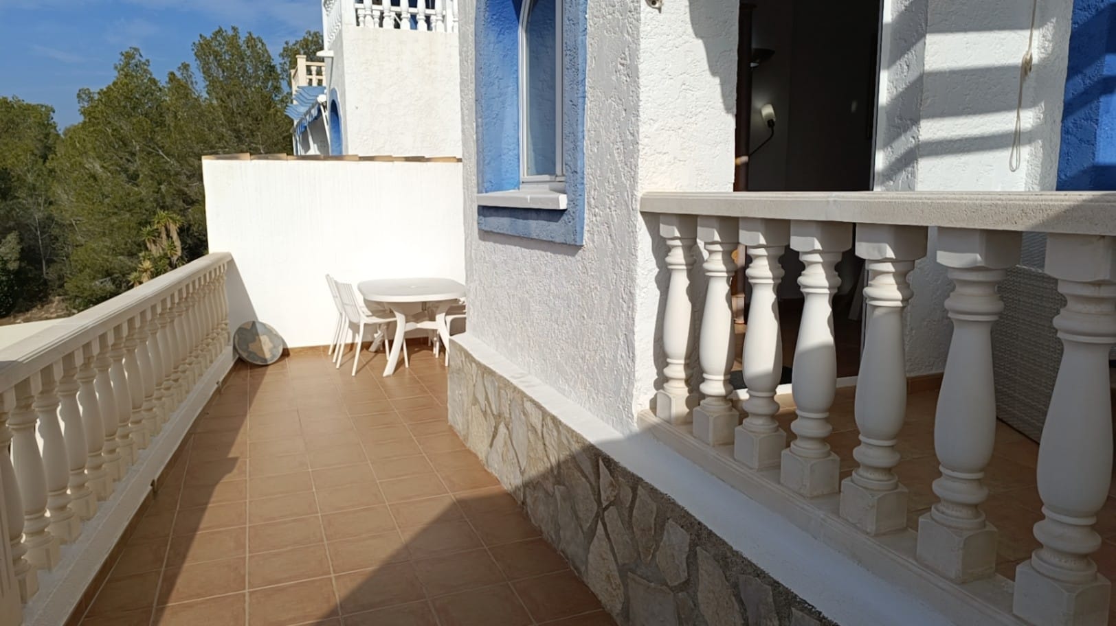 Piso con 2 dormitorios con gran terraza, piscina y parking en zona Casanova de Calpe