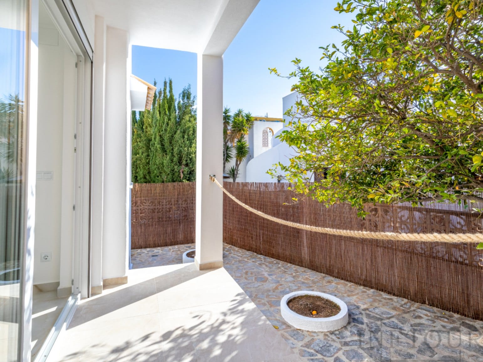 Bungalow independiente y totalmente reformado en Calpe