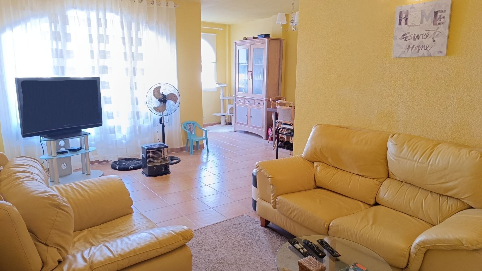 Apartamento de 2 dormitorios con terraza, parking y piscina en Calpe