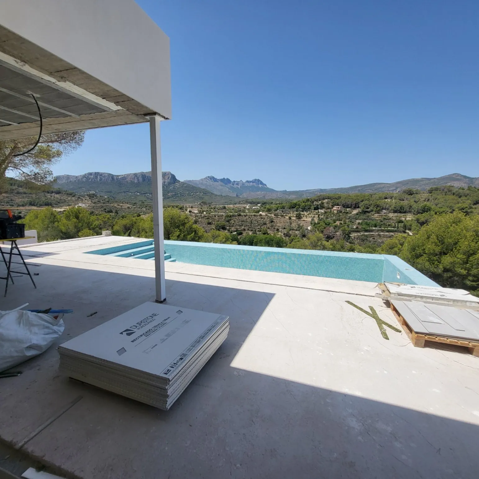Preciosa villa moderna de nueva construcción, en el corazón de la Costa Blanca
