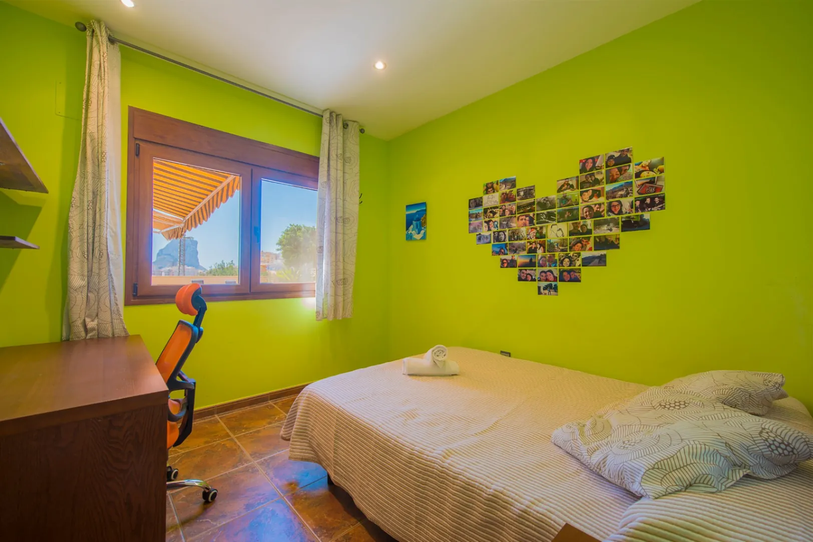 Excepcional villa en venta en Calpe ofrece el equilibrio perfecto entre comodidad y estilo.