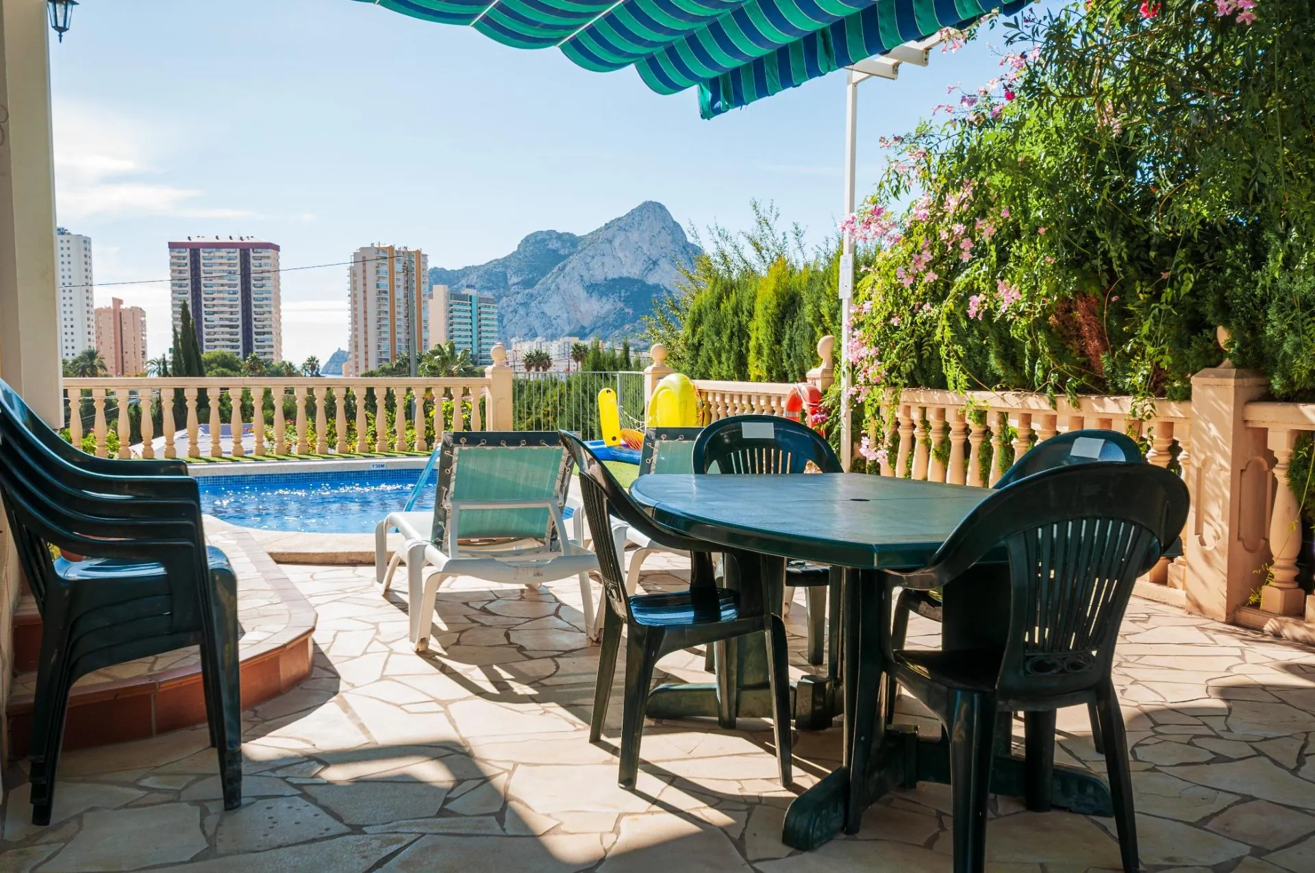 Venta. Chalet/Villa en Calpe