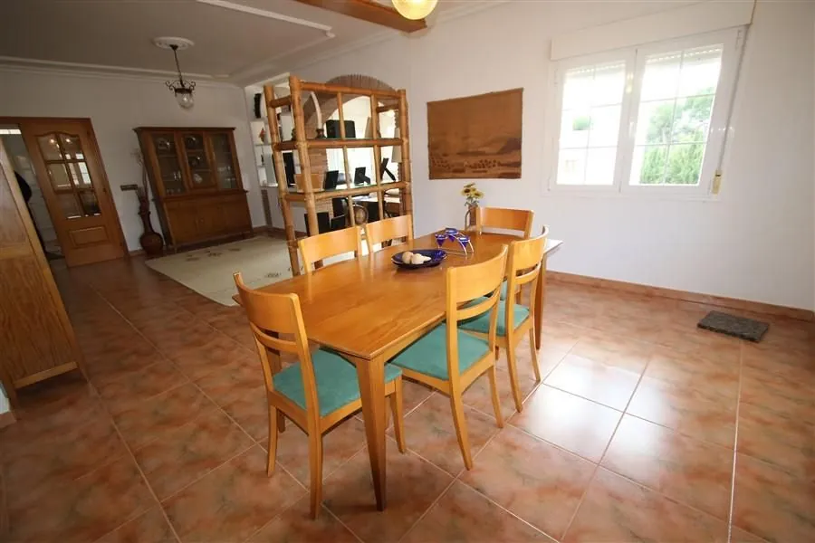 Venta. Chalet/Villa en Calpe