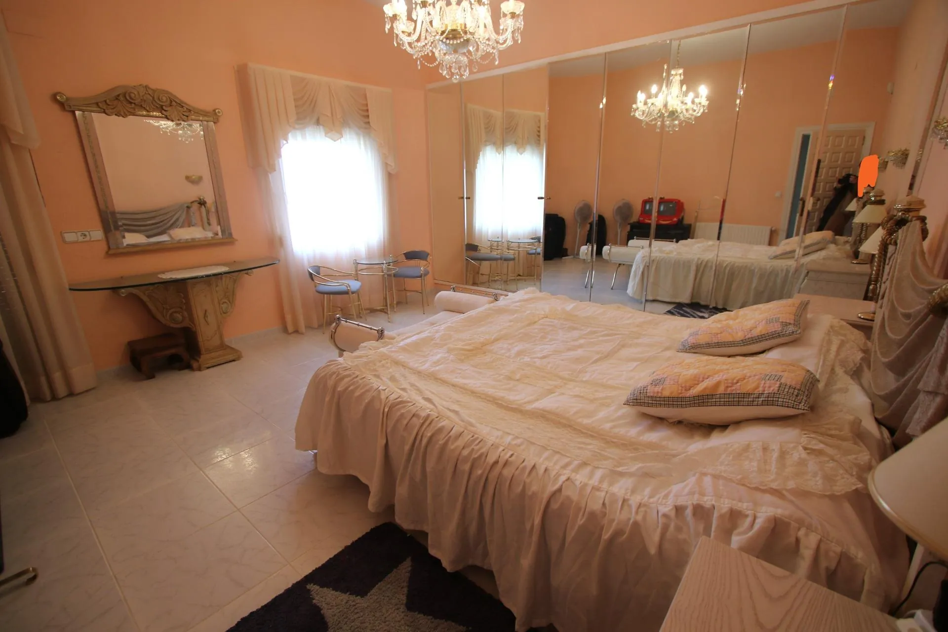 Venta. Chalet/Villa en Calpe