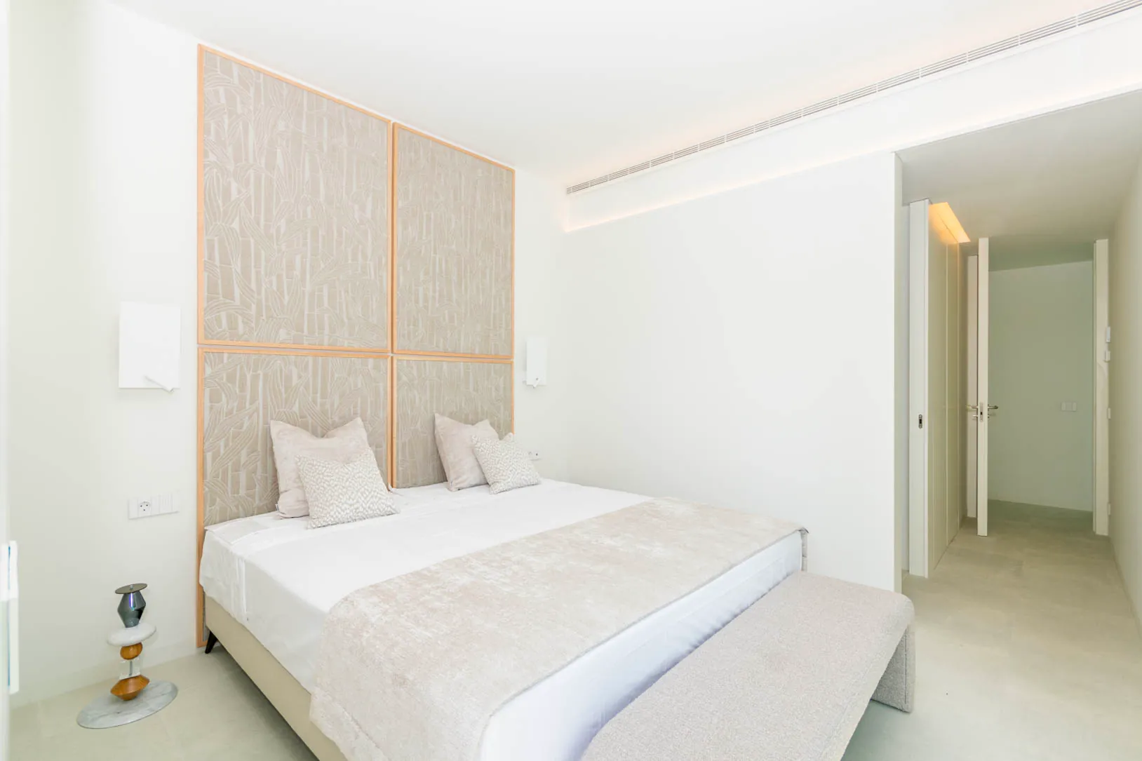 APARTAMENTOS DE LUJO EN PRIMERA LÍNEA