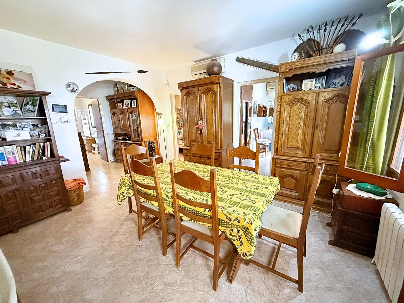 Encantadora Villa en Calpe con Vistas Panorámicas en Zona Residencial Exclusiva