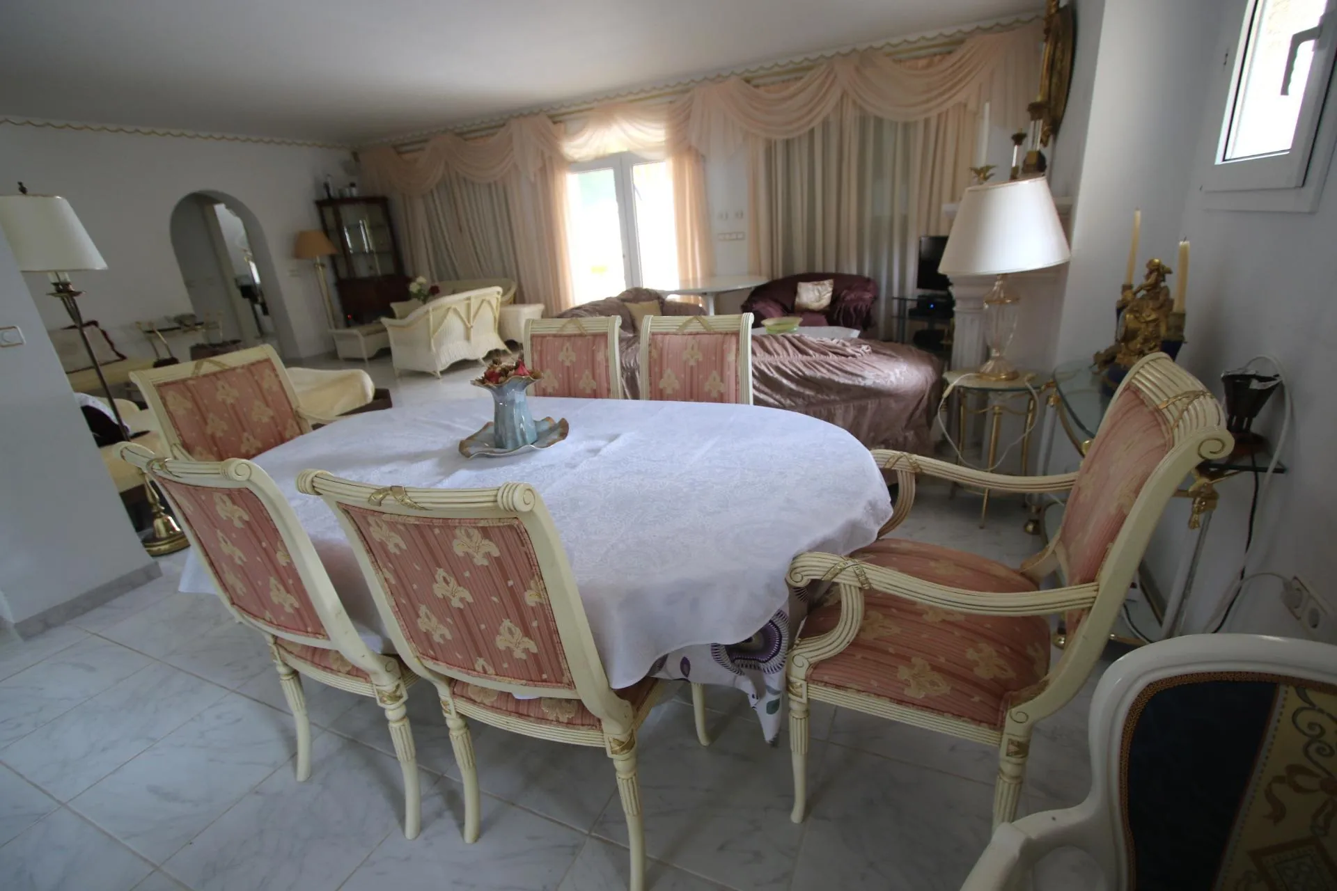 Venta. Chalet/Villa en Calpe