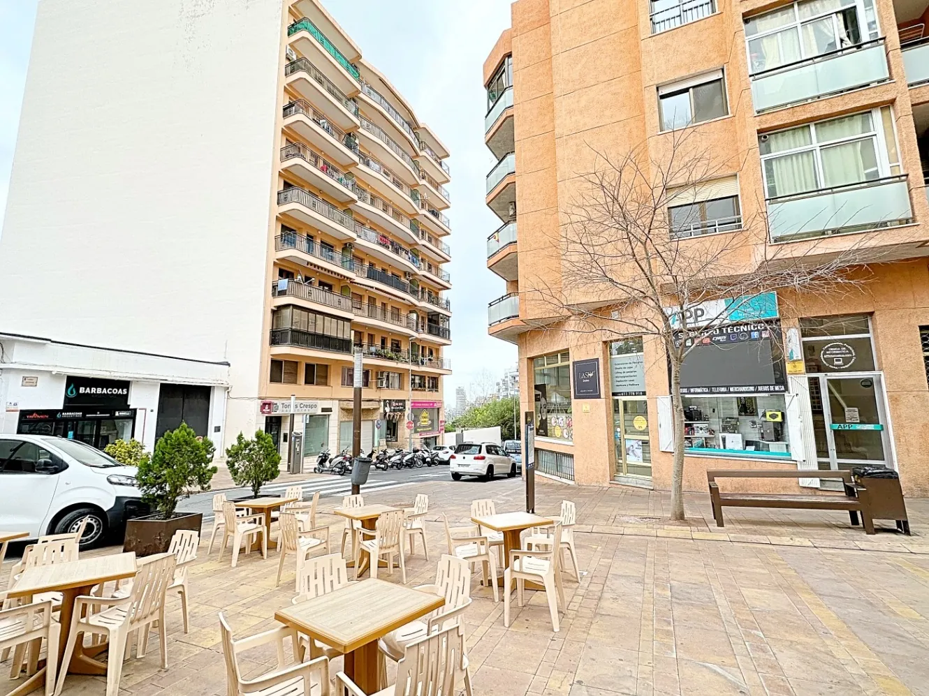 Solar para construcción de Pequeño edificio en pleno centro.