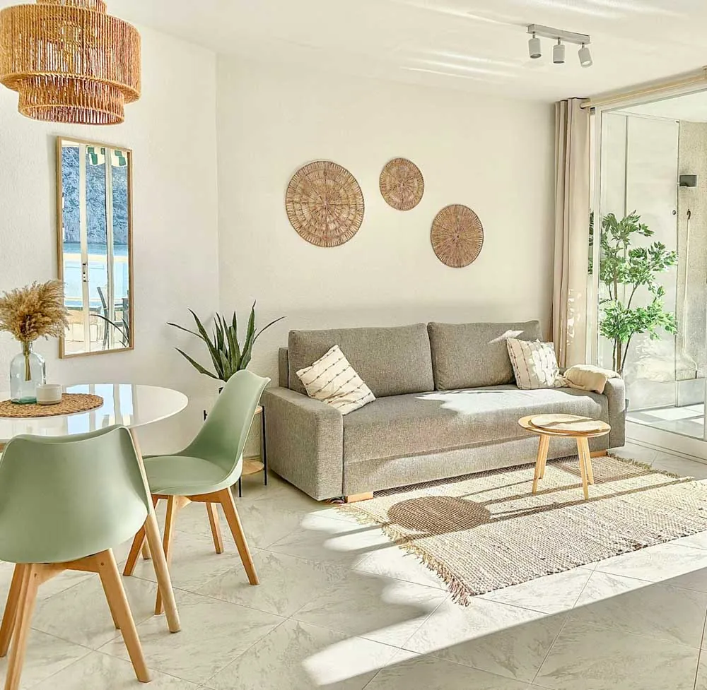 APARTAMENTO REFORMADO EN LA FOSSA CON VISTAS AL MAR