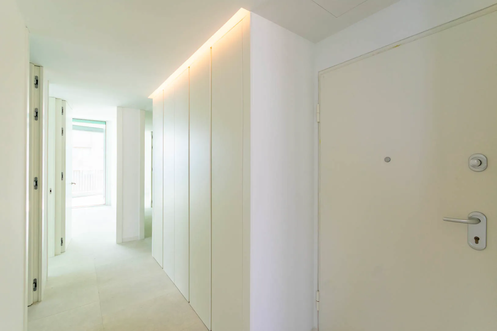 APARTAMENTOS DE LUJO EN PRIMERA LÍNEA