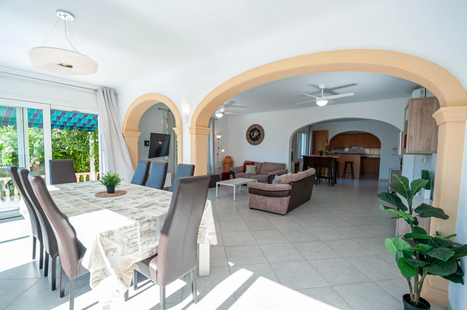 Venta. Chalet/Villa en Calpe