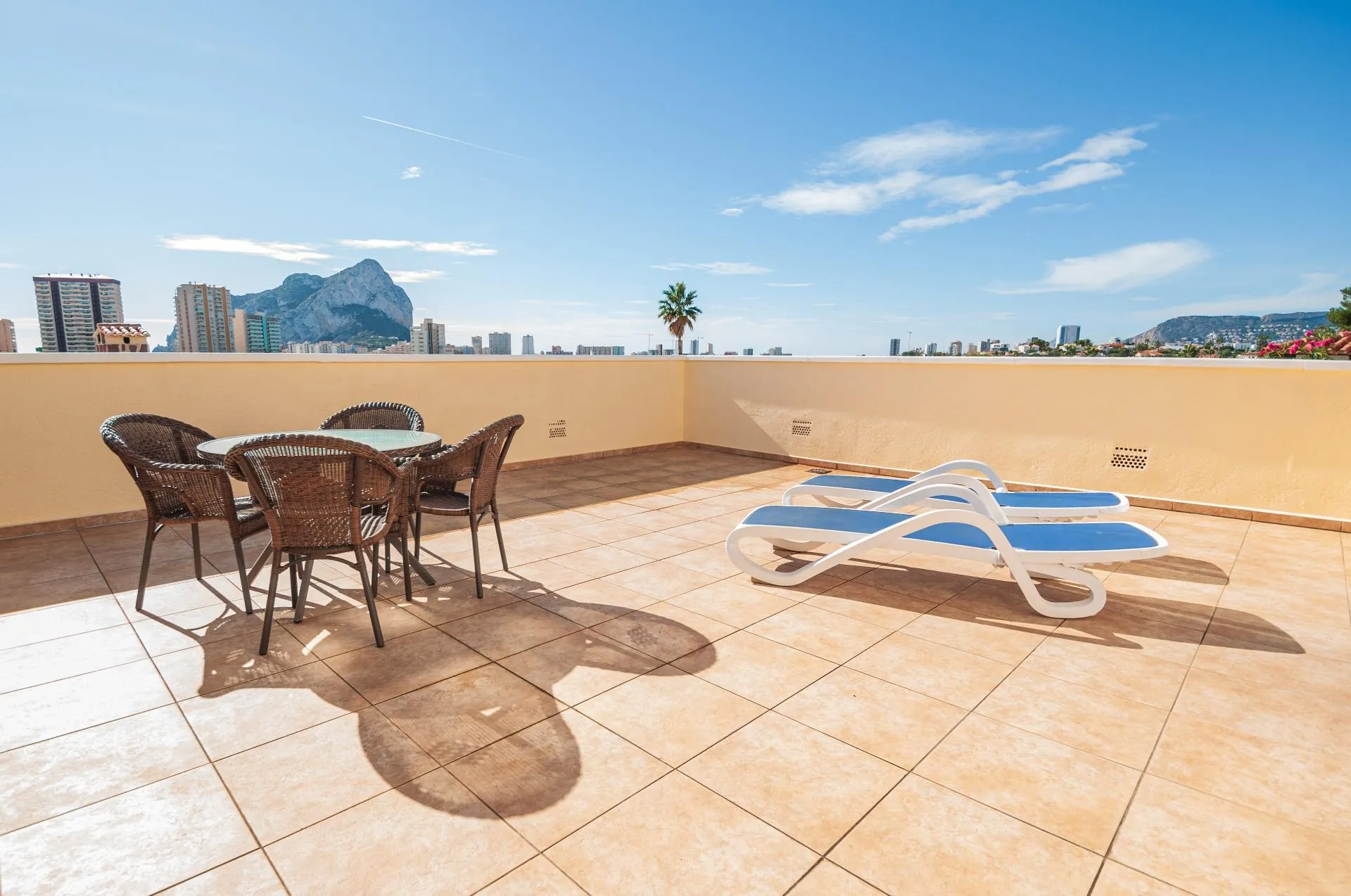 Venta. Chalet/Villa en Calpe