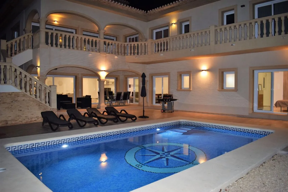 Villa en Venta en Casanova, Calpe, Alicante