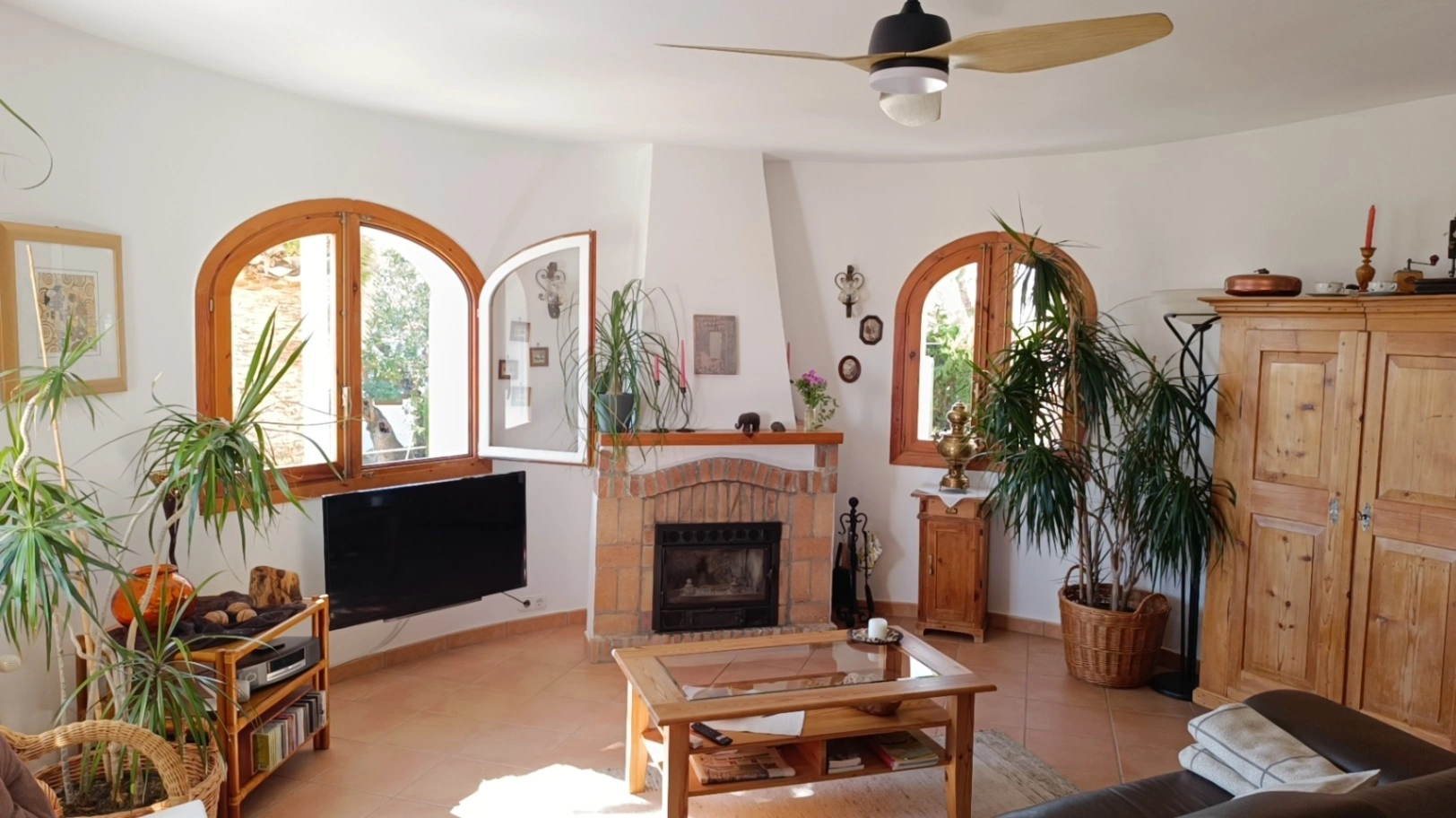 Chalet con 4 dormitorios, vistas al mar, piscina y en Calpe