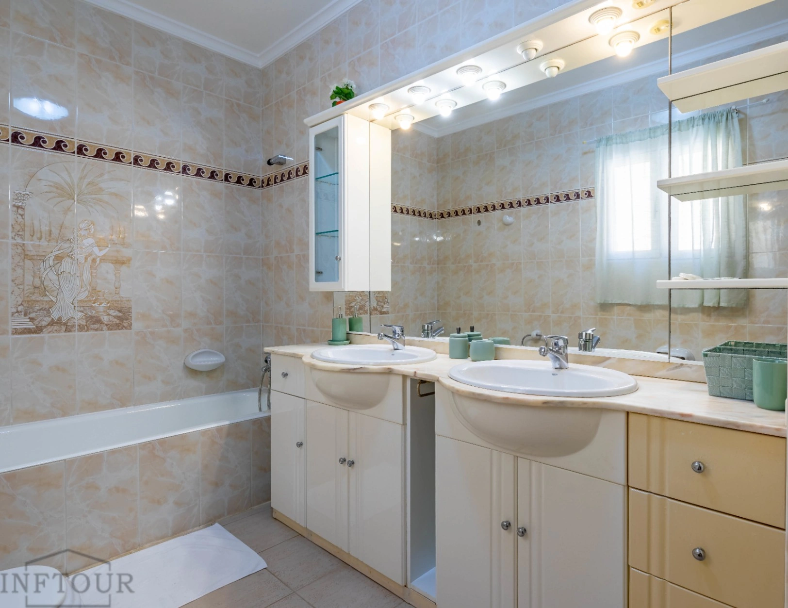 Villa mediterránea con piscina en Calpe – Empedrola