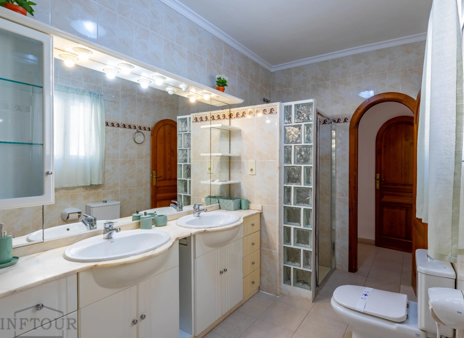 Villa mediterránea con piscina en Calpe – Empedrola