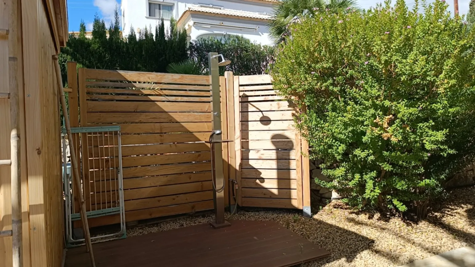 Chalet con 4 dormitorios, vistas al mar, piscina y en Calpe