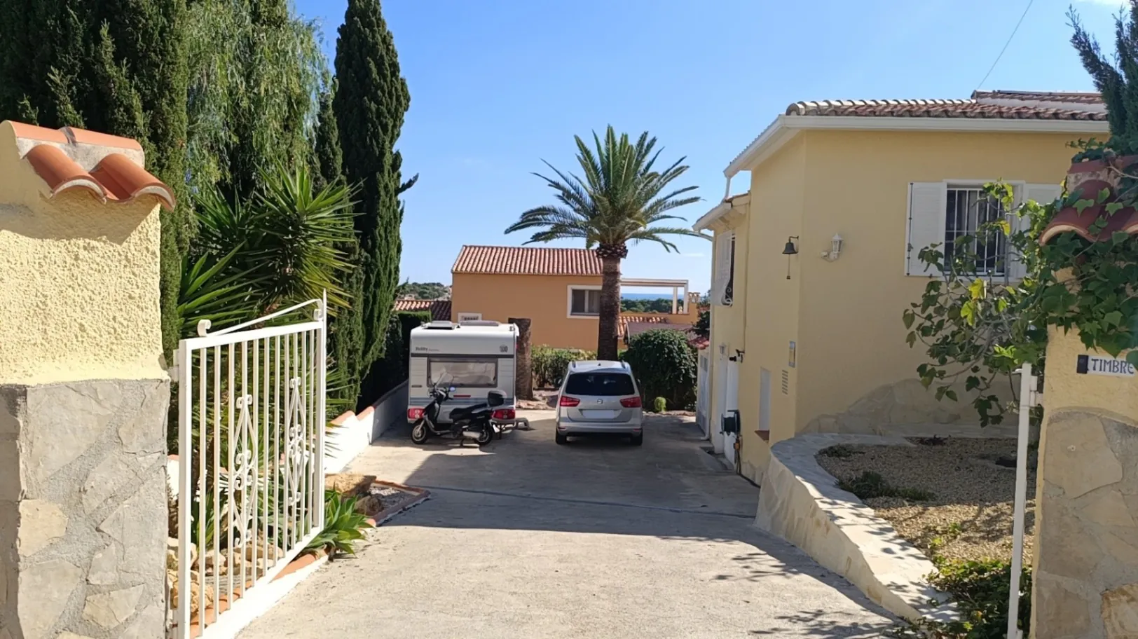 Chalet con 4 dormitorios, vistas al mar, piscina y en Calpe