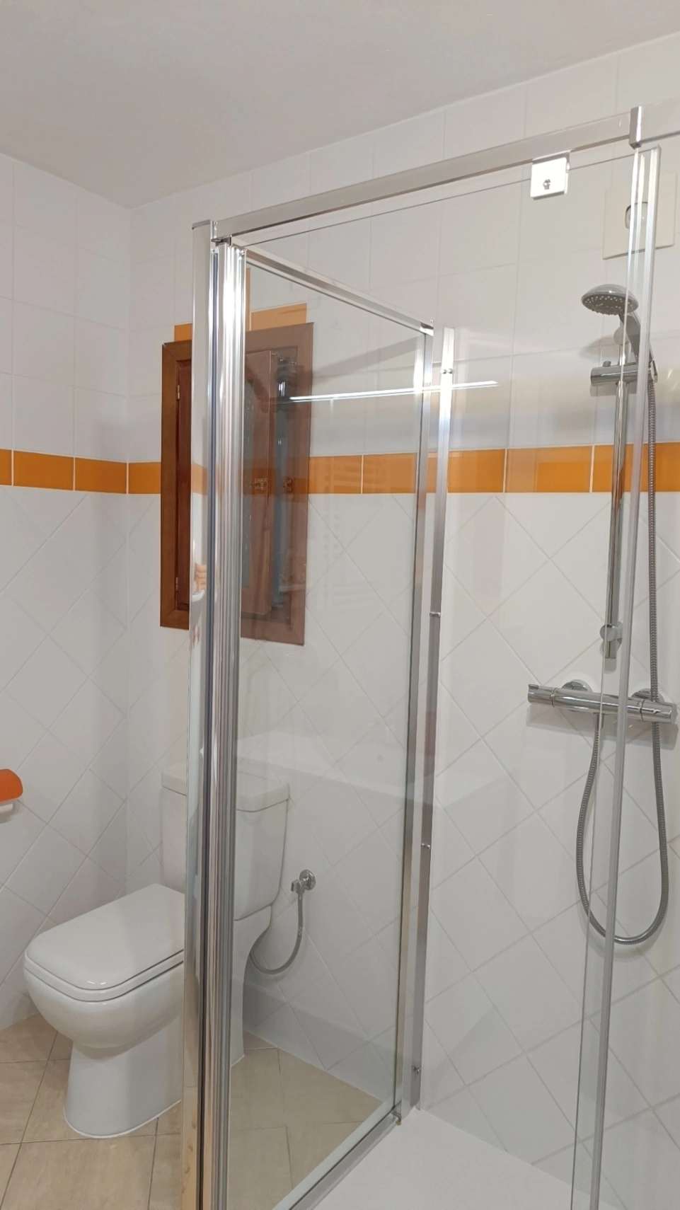 Chalet con 4 dormitorios, vistas al mar, piscina y en Calpe