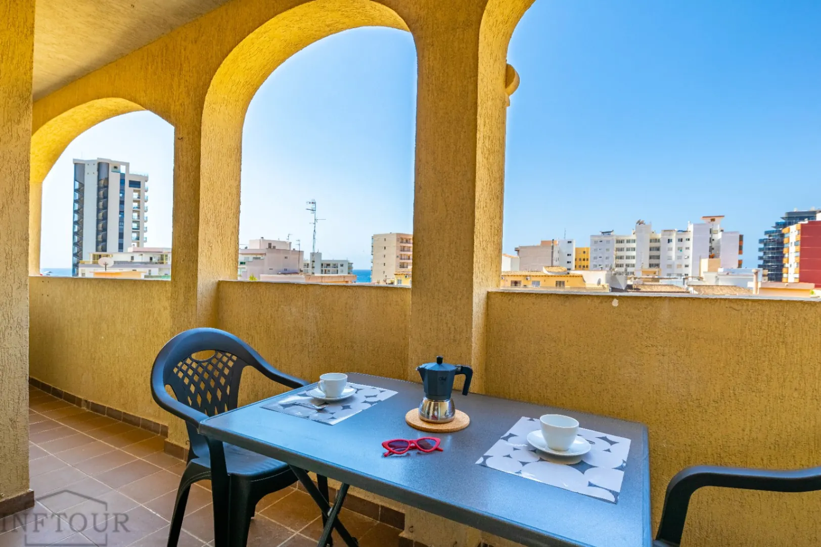 Apartamento de 2 dormitorios, centro de Calpe