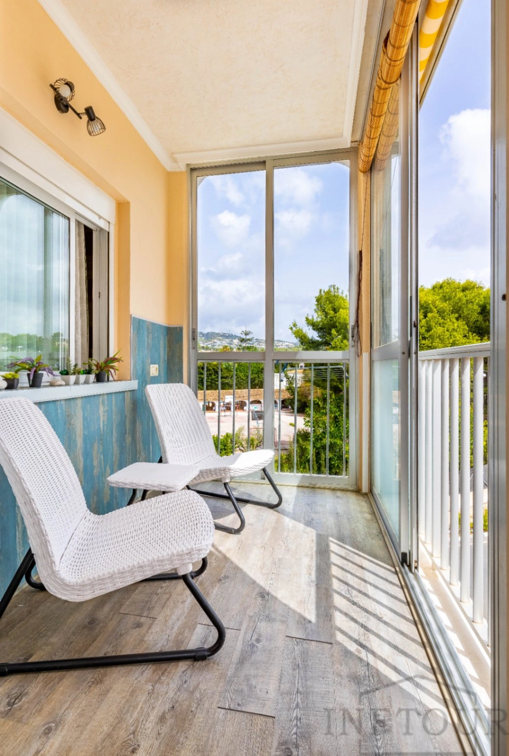 Alquiler apartamento de 2 dormitorios con parking en playa La Fossa, Calpe